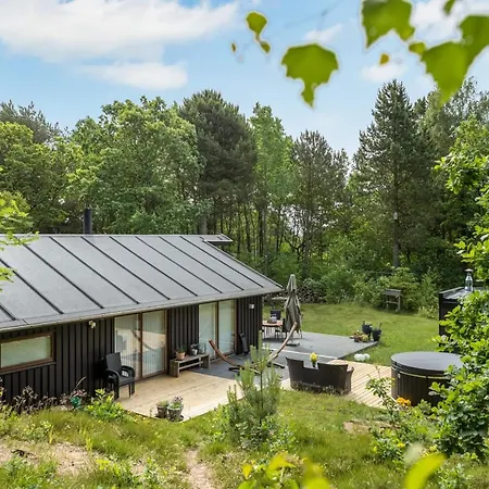 Thorine - 750m From The Sea By Interhome Sæby